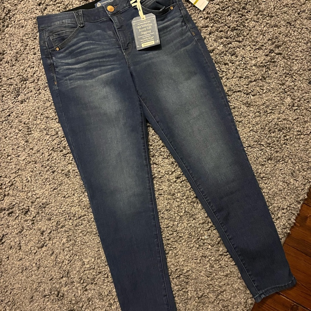 NWT Democracy Ab solutions jeans size 14